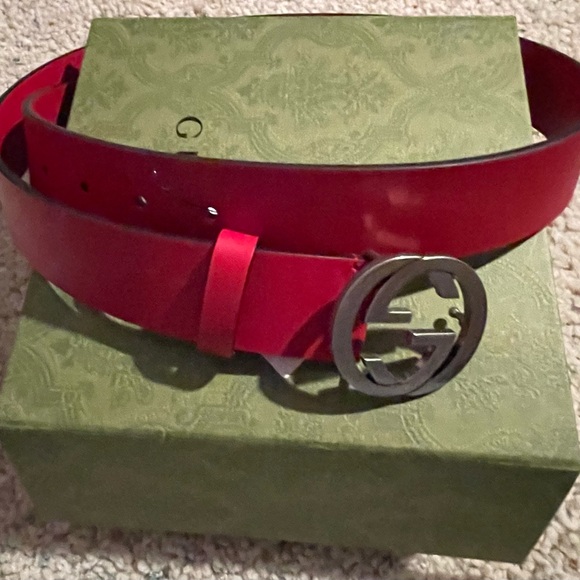 Gucci Red Belt G new in box and tag sz 89 - Picture 1 of 10